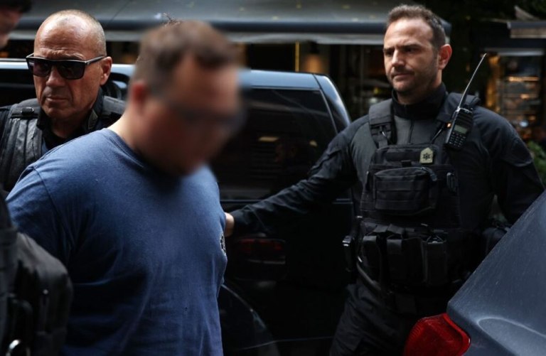 Κυνικός ο μητροκτόνος της Λάρισας  Δεν είμαι δολοφόνος κατέθεσε στο δικαστήριο