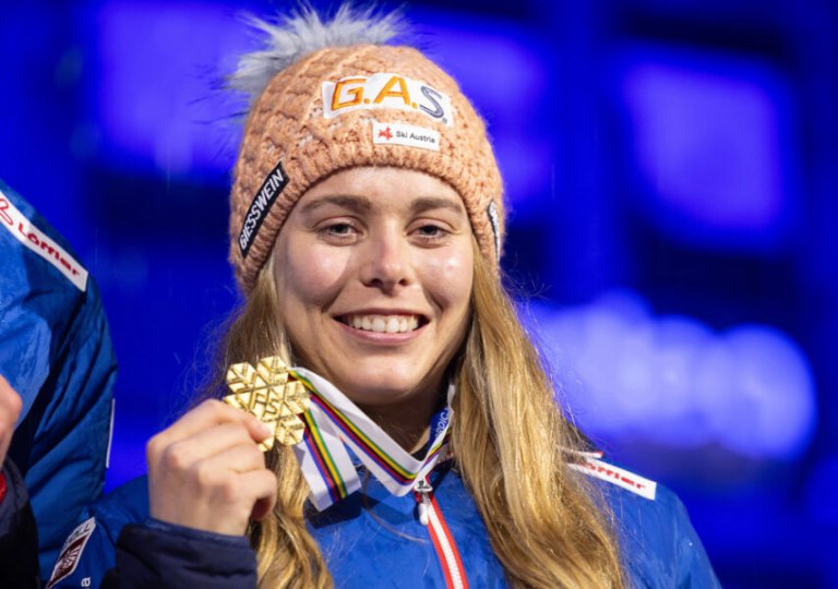 Σοκαριστική αποκάλυψη της Καρίνα Έντλινγκερ: Με βίασαν δύο εβδομάδες πριν κερδίσω το χρυσό μετάλλιο