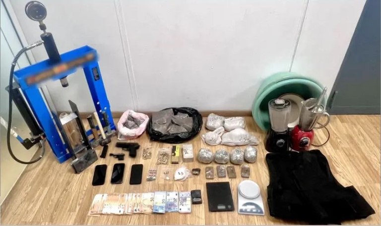 Εξαρθρώθηκε μεγάλο κύκλωμα διακίνησης ναρκωτικών στην Αττική  Συνελήφθησαν τα αρχηγικά μέλη