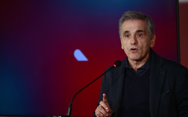 Ευ. Τσακαλώτος: Δεν έπρεπε