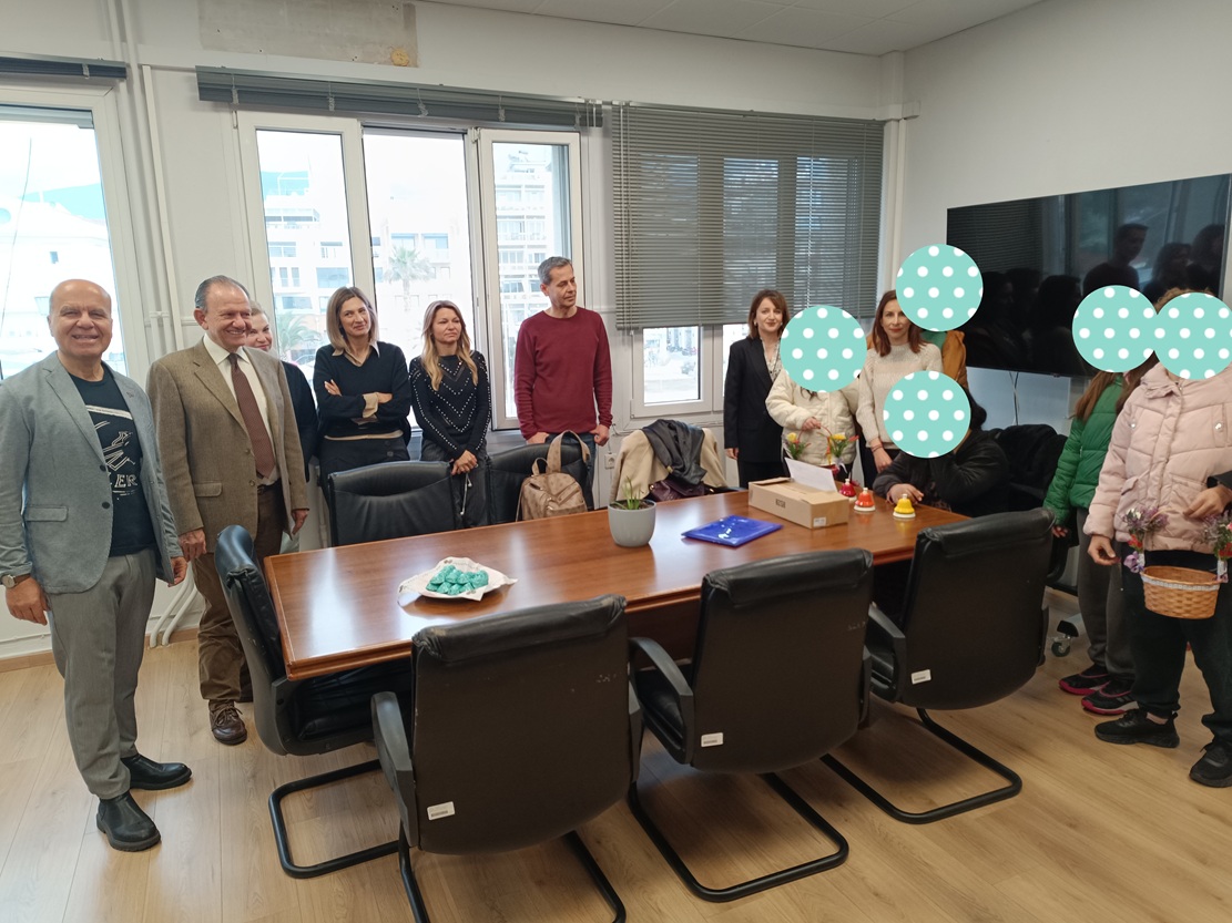 Οι Λαζαρίνες του ΕΕΕΕΚ