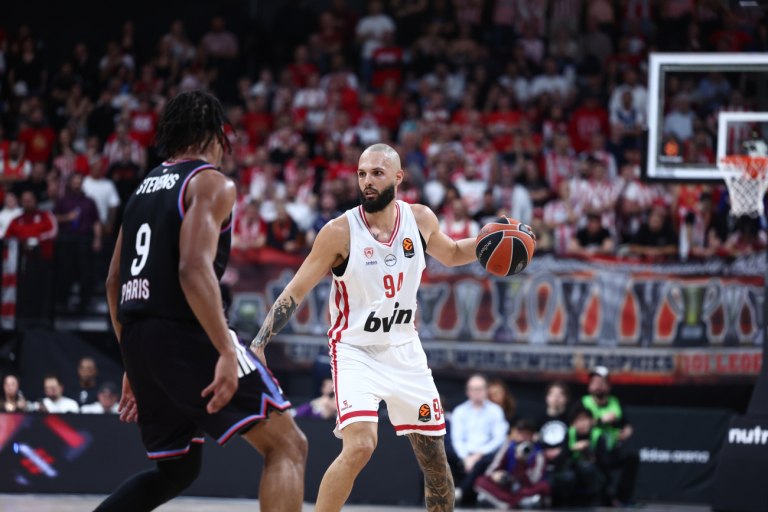 Παρί Ολυμπιακός 87-104: