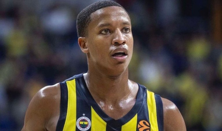 Η επόμενη μέρα του Ντέβον Χολ: Η πρόταση των 2.500.000 ευρώ ετησίως και το ενδιαφέρον της Euroleague