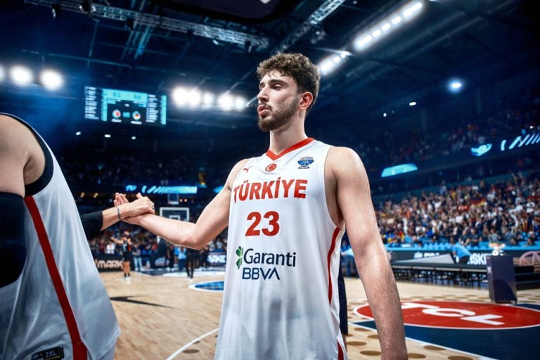 Ο Σενγκούν ζήτησε συγνώμη