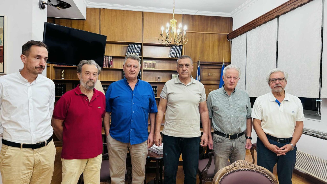 Συνάντηση Κουρέτα