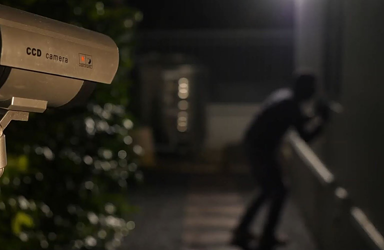 Μάστιγα οι απάτες με θύματα