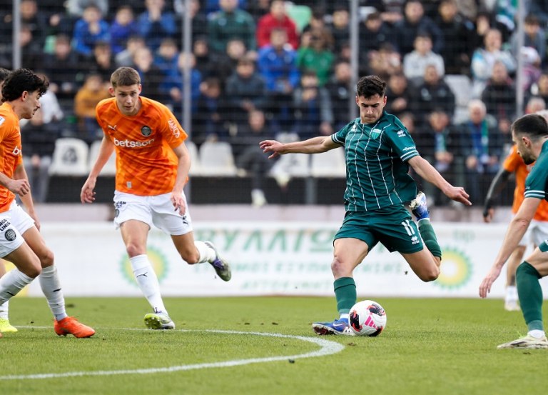 Λεβαδειακός  ΟΦΗ: Προβάδισμα για τους Κρητικούς (0-1), παρά το αριθμητικό μειονέκτημα (vids)