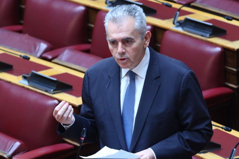 Τον Μάξιμο Χαρακόπουλο