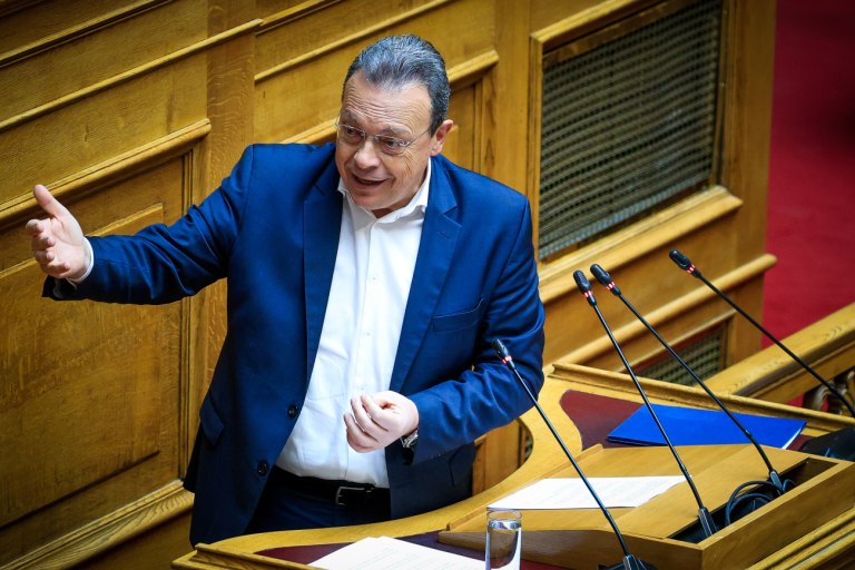 Φάμελλος: Καμία εμπλοκή της Ελλάδας στον πόλεμο των Τραμπ  Νετανιάχου