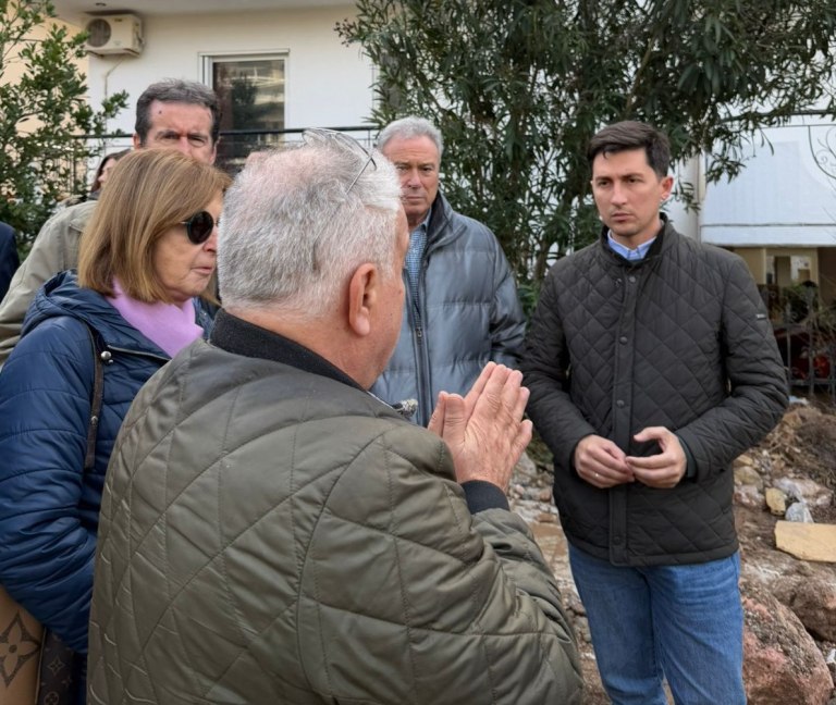 Στην Άνω Γλυφάδα κλιμάκιο