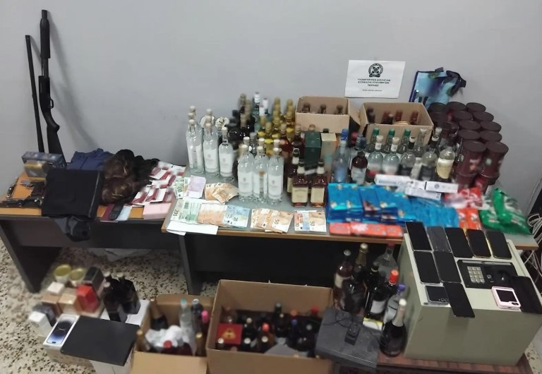 Σπείρα έκλεβε αλκοολούχα ποτά από την ίδια εταιρεία σε όλη την Αττική  9 συλλήψεις