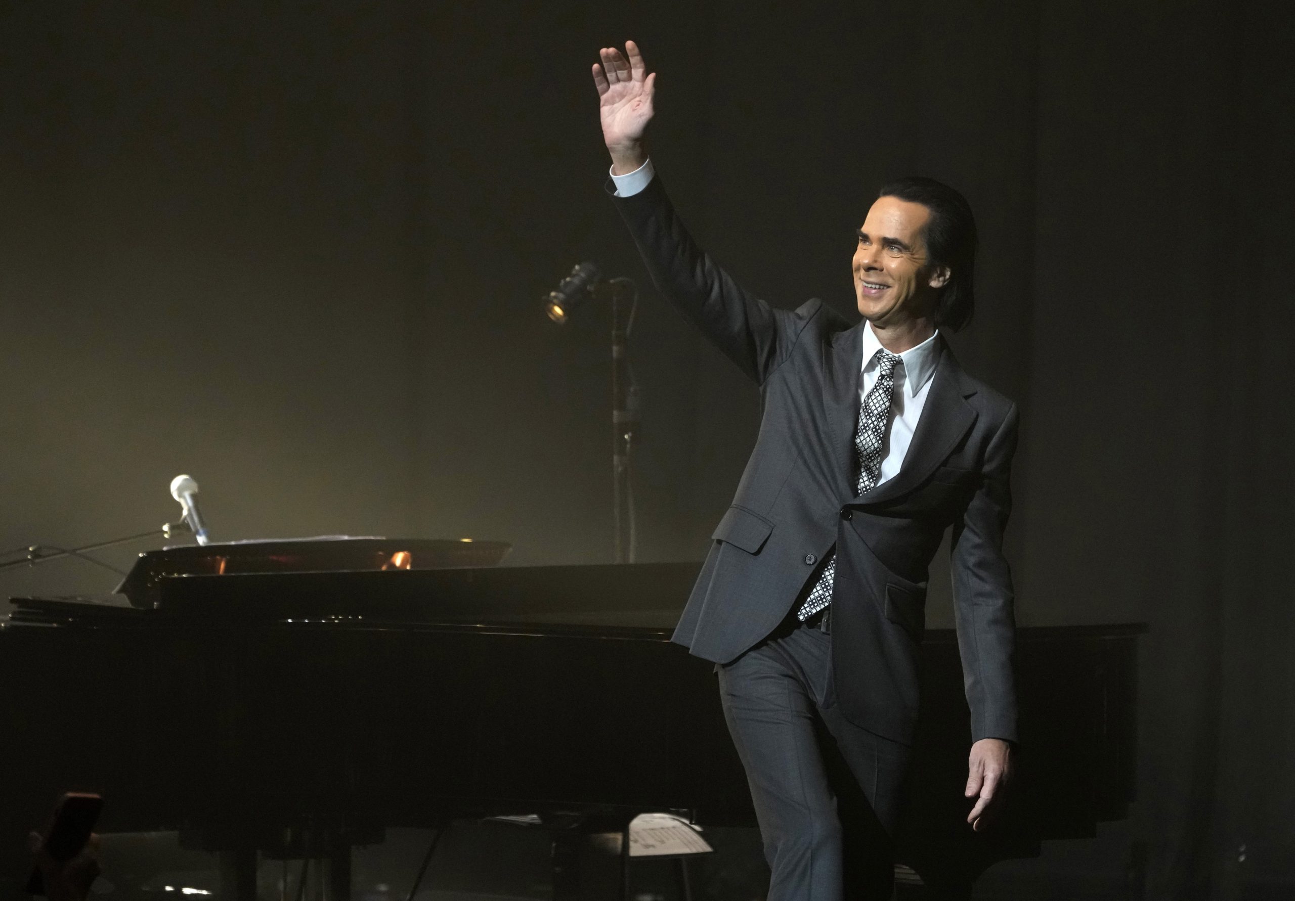 Ο Νικ Κέιβ θα αναγορευθεί