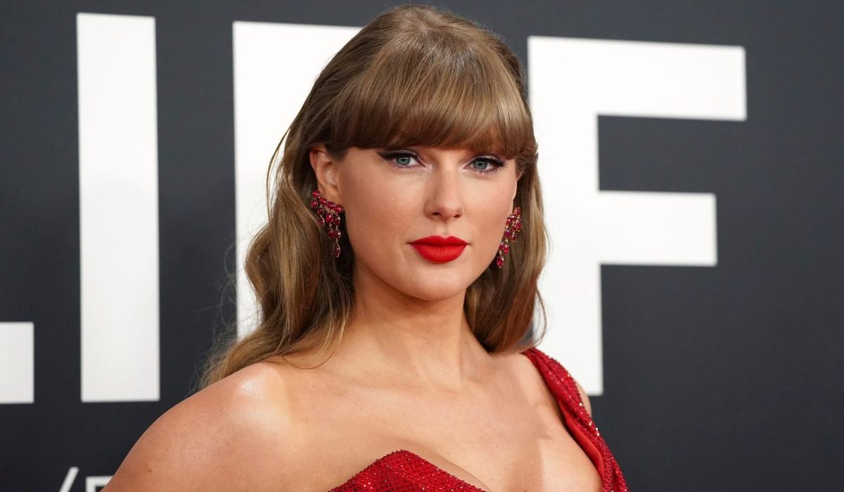 Στην αίθουσα της δόξας των