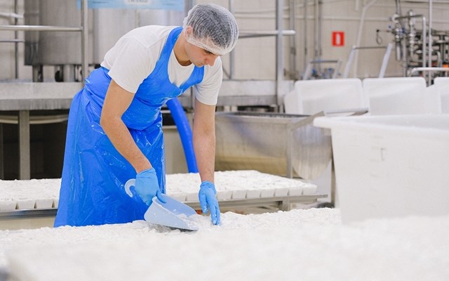 Συνάντηση ΥΠΑΑΤ-κτηνοτρόφων Λέσβου: Αποζημίωση για το γάλα που παράγεται από τη στιγμή εφαρμογής των μέτρων