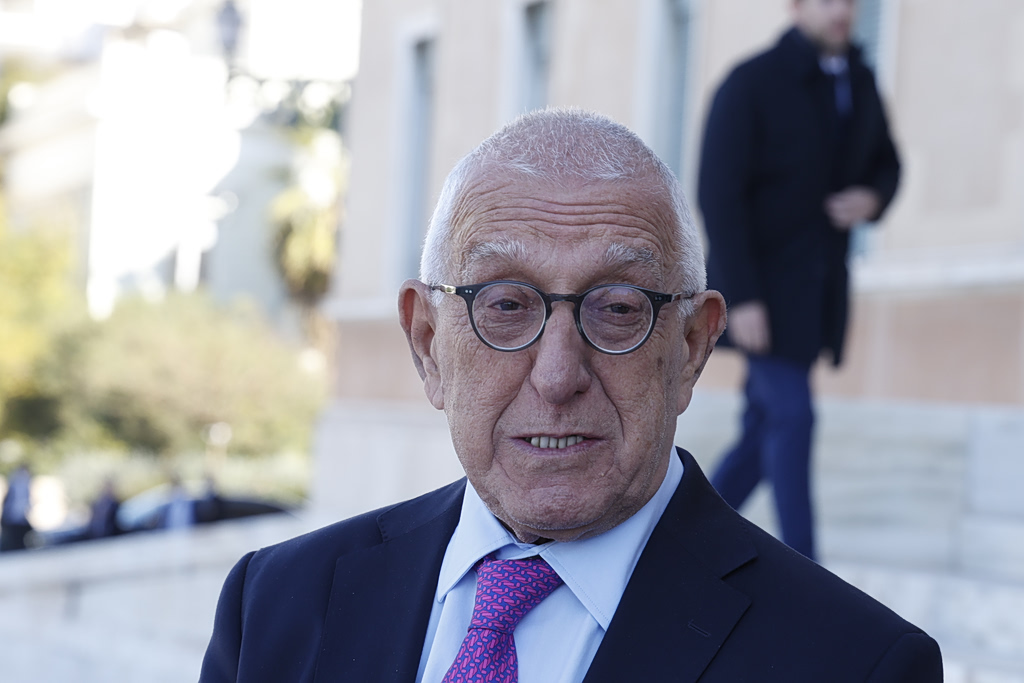 Κακλαμάνης σε Χούπα: Η δικογραφία για Καραμανλή στη διάθεση των βουλευτών