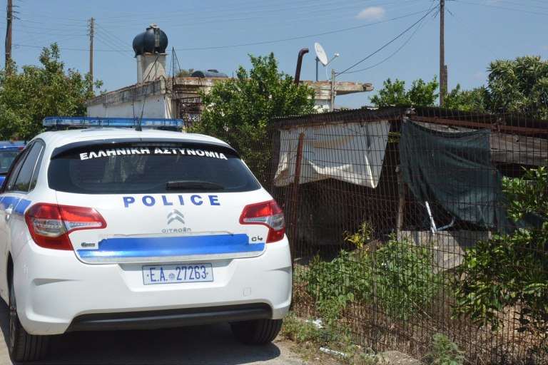 Θεσσαλονίκη: Αστυνομική επιχείρηση στον Δενδροπόταμο  Βρέθηκαν όπλα και ναρκωτικά