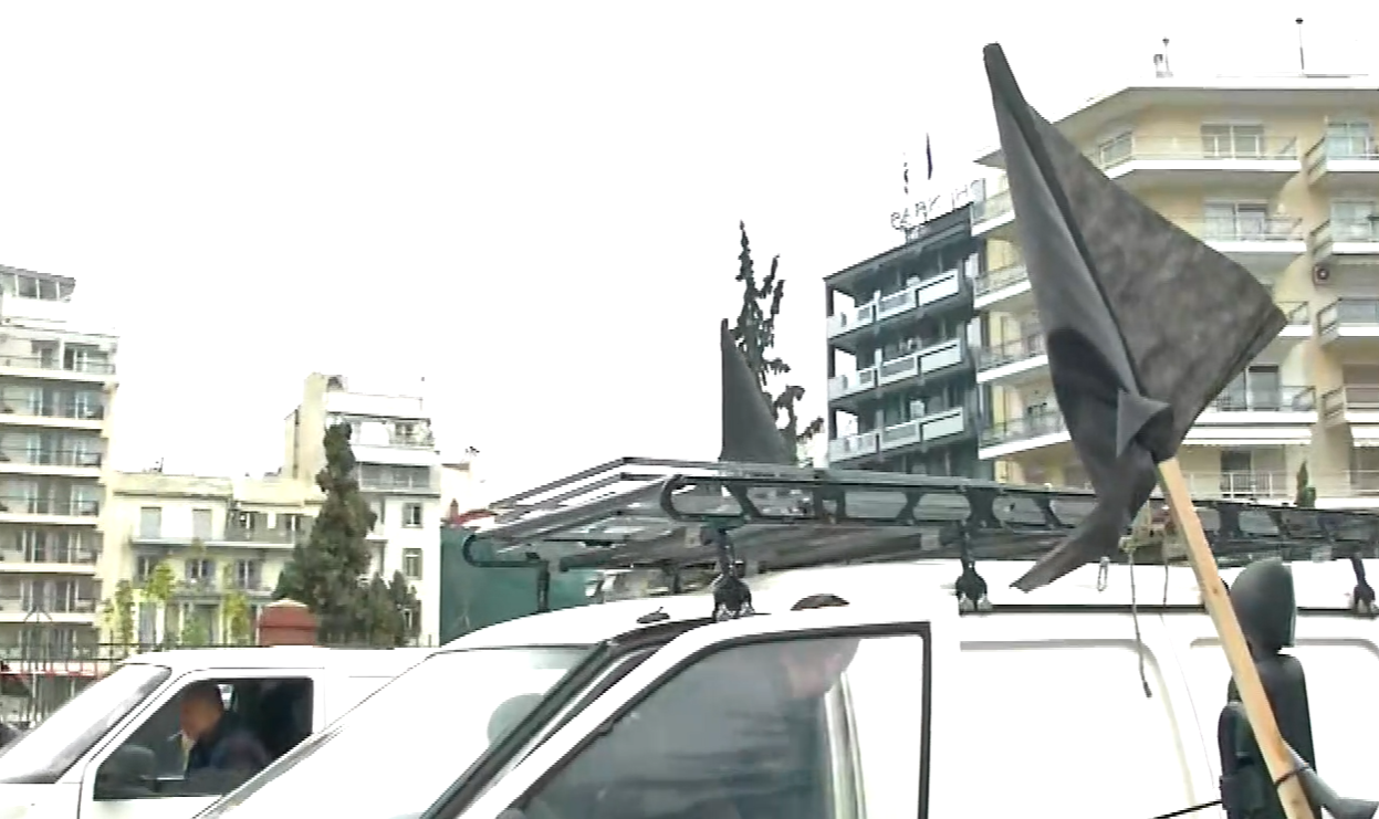 Στους δρόμους οι παραγωγοί