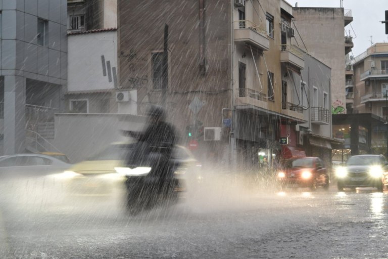 Καταιγίδες φέρνει η κακοκαιρία Deborah: Πότε θα σαρώσει - Πού θα έχουμε έντονα φαινόμενα