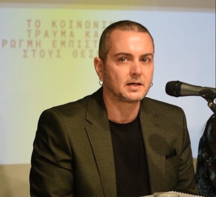 Ελευθεριάδης: Πέντε fake news για τα Τέμπη  Το φταίει μόνο σταθμάρχης, η πυρόσφαιρα και το πόρισμα το ΕΟΔΑΣΑΑΜ