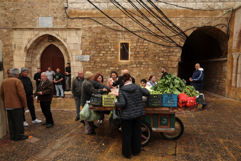 Το Ιράν στέκεται στον πόλεμο με όπλο την οικονομία της αντίστασης