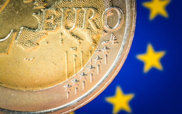 Alpha Bank: Η διπλή πρόκληση για