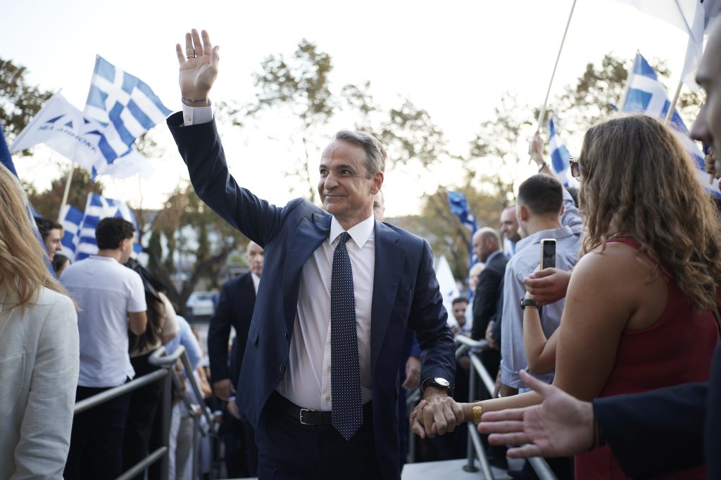 Τι κρύβουν οι εξαγγελίες