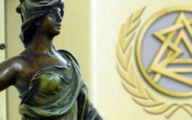 Πλήθος καταχρηστικές