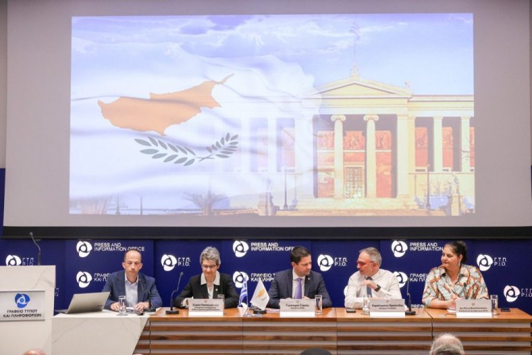 Το ΕΚΠΑ στην Κύπρο: Ένα νέο