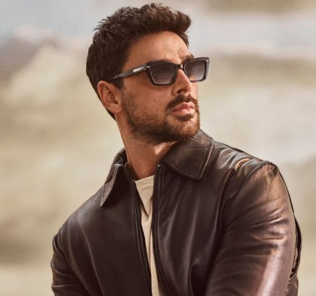 Save Animals, Save the Planet - 4/10,