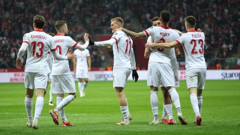 LIVE: Πολωνία  Αλβανία