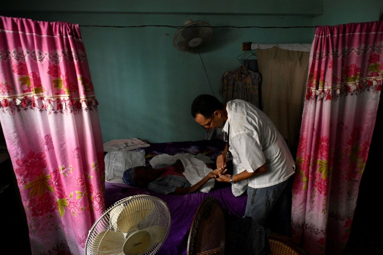 Κούβα: Θερίζουν δάγκειος