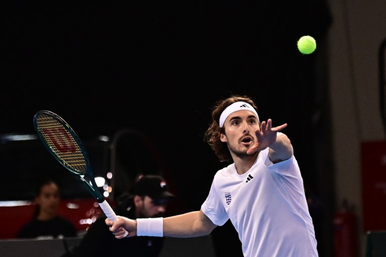 Με Τσιτσιπά η Εθνική κόντρα