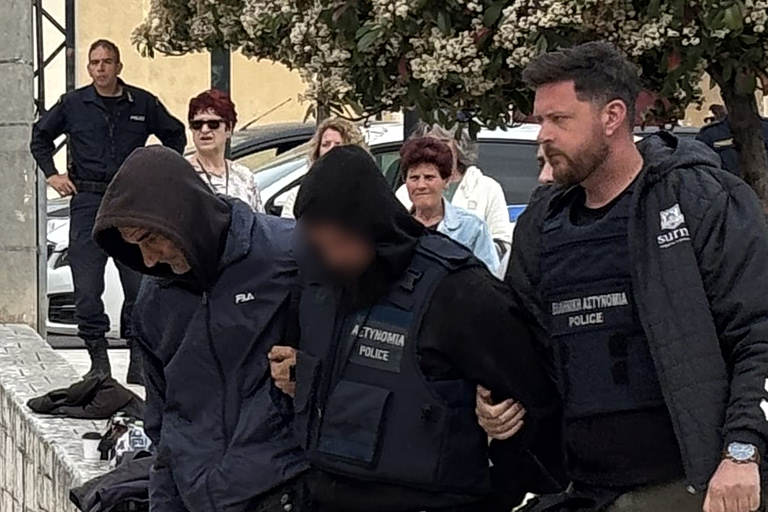 Κεφαλονιά: Ενώπιον