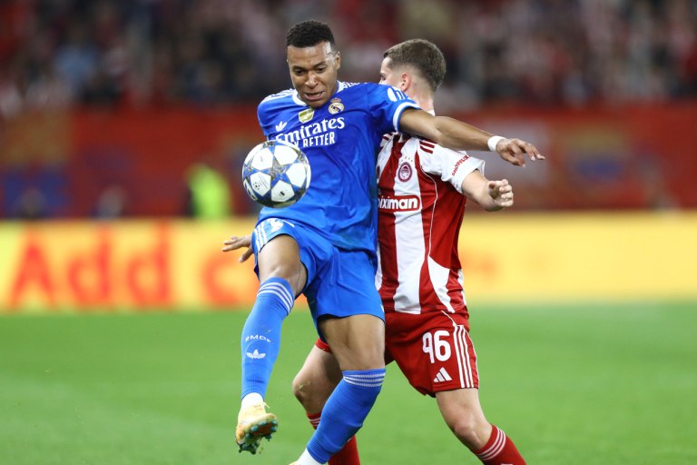 Οι Ισπανοί αποθεώνουν τον