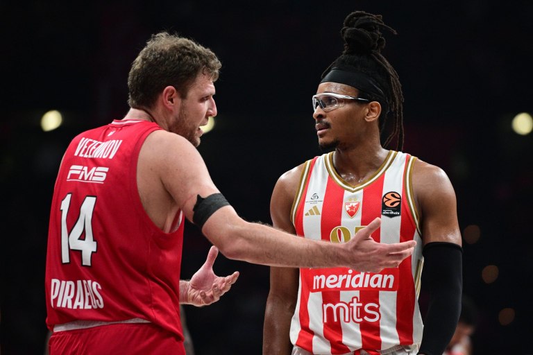 Μονέκε για Βεζένκοφ: Ο Σάσα είναι καλύτερος από εμένα