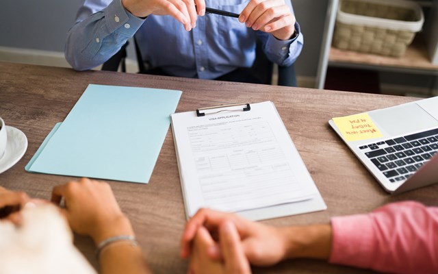 PwC: Τι ελπίζουν και τι φοβούνται οι Έλληνες εργαζόμενοι για το μέλλον της εργασίας