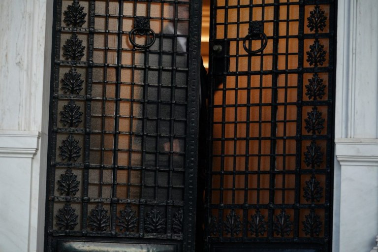 Κυβέρνηση ιδιωτικών συμβούλων