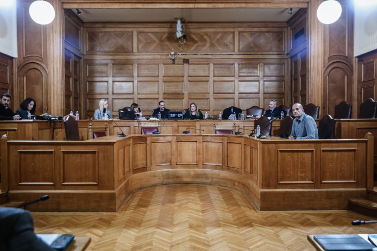 Άγριος καβγάς στην