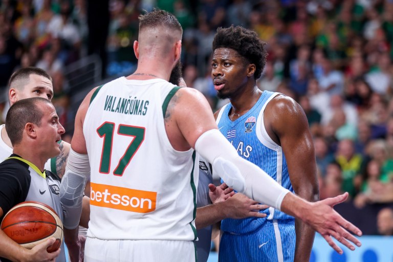 O Κώστας Αντετοκούνμπο, η