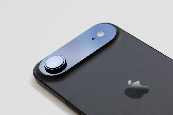 Apple: Κόντρα με την Ινδία και