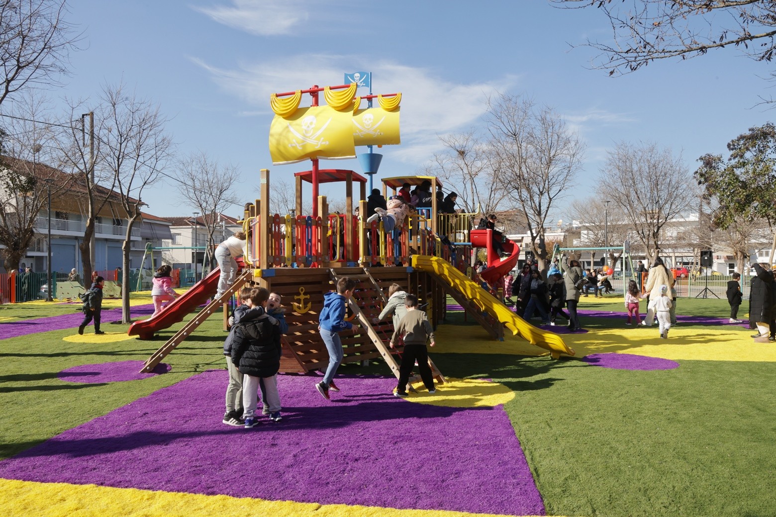 Δήμος Λαρισαίων: Αλλάζουν πρόσωπο 10 παιδικές χαρές