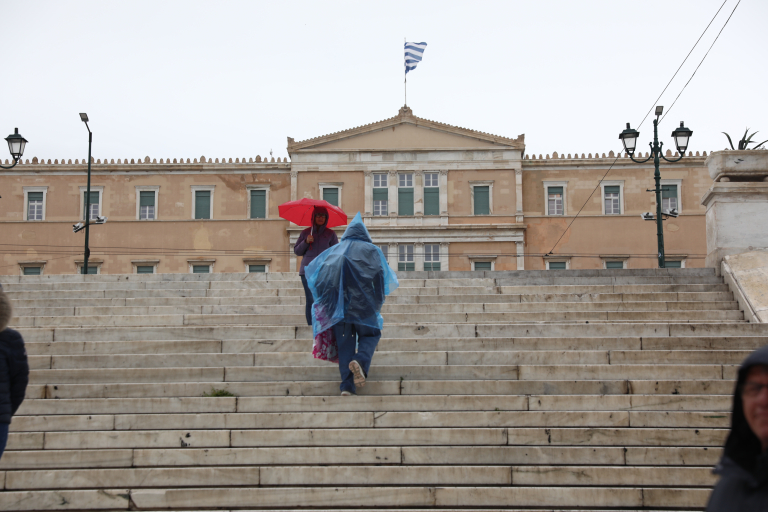 Ποια σχολεία θα είναι κλειστά αύριο λόγω της κακοκαιρίας Erminio