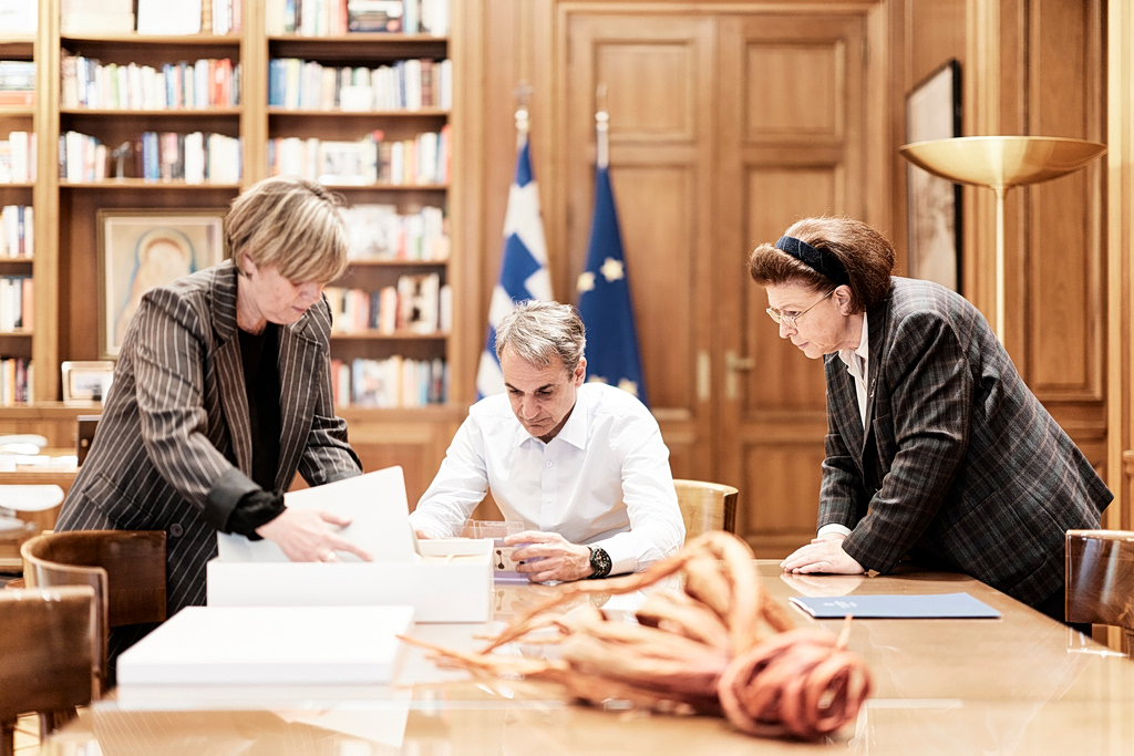 Μητσοτάκης για φωτογραφικά ντοκουμέντα της Καισαριανής: Ένιωσα συγκίνηση, ρίγος αλλά και υπερηφάνεια