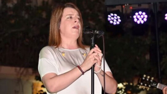 Γωγώ Τσαμπά: Τραγούδησε σε