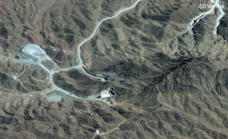 Το Βουνό της Αξίνας: Η μυστική υπόγεια φωλιά του Ιράν και το σχέδιο των ΗΠΑ για απόβαση κομάντος