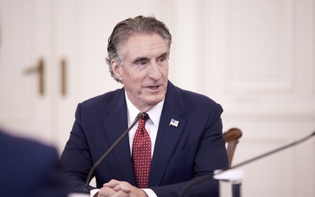 Τι συζήτησε με τους Έλληνες