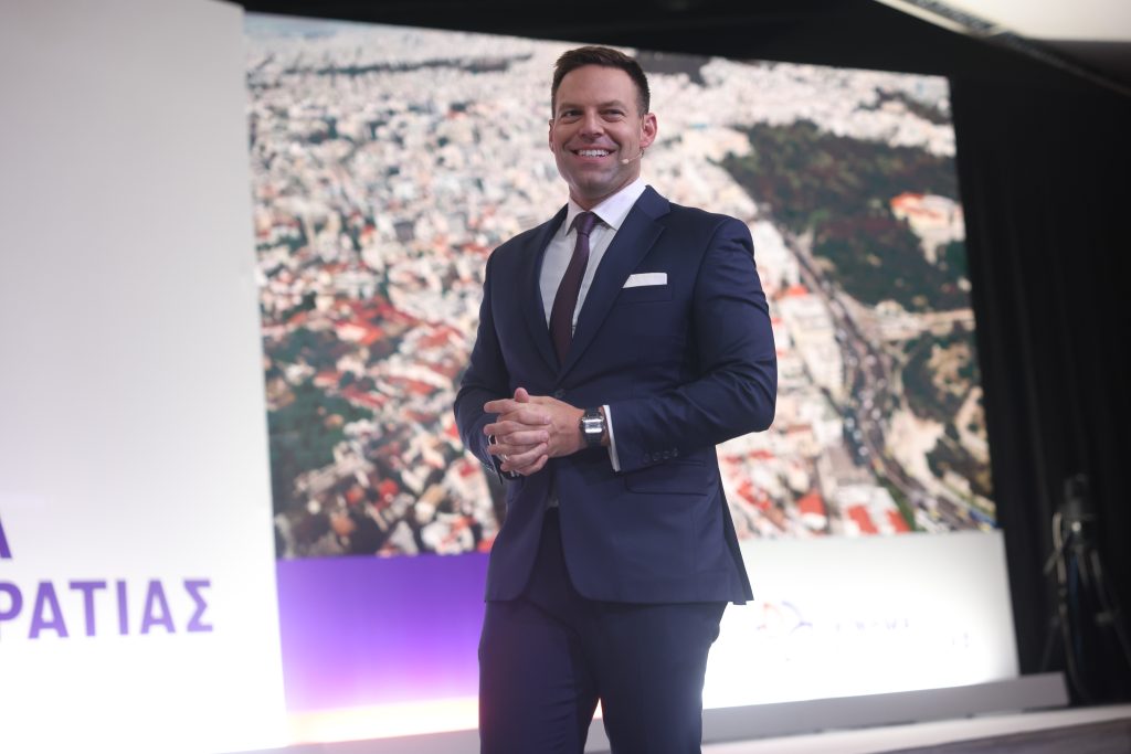 Τις προτάσεις του για ένα