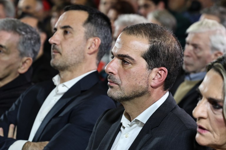 Σε εξέλιξη κρίσιμη συνάντηση Χαρίτση  Σακελλαρίδη για το μέλλον της Νέας Αριστεράς