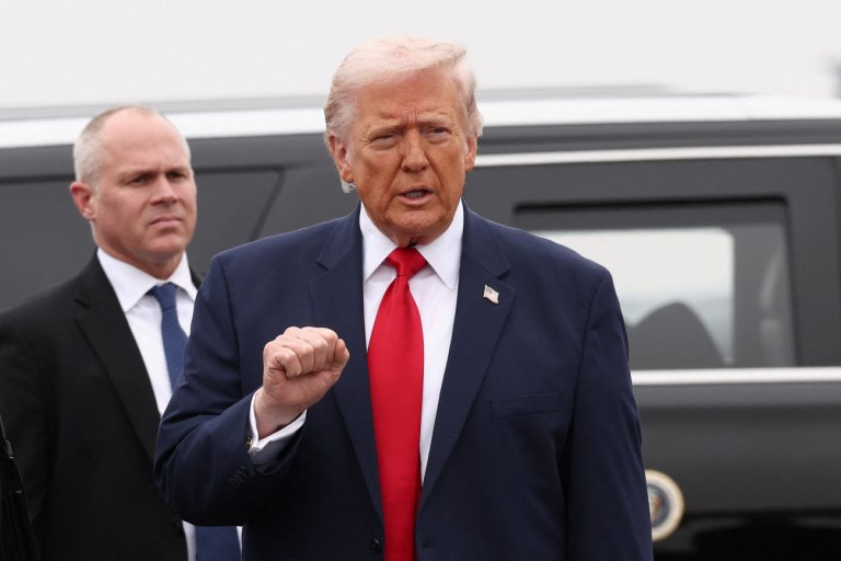 Τραμπ: Οι ΗΠΑ έκαναν χάρη στον κόσμο που ξεκίνησαν τον πόλεμο κατά του Ιράν