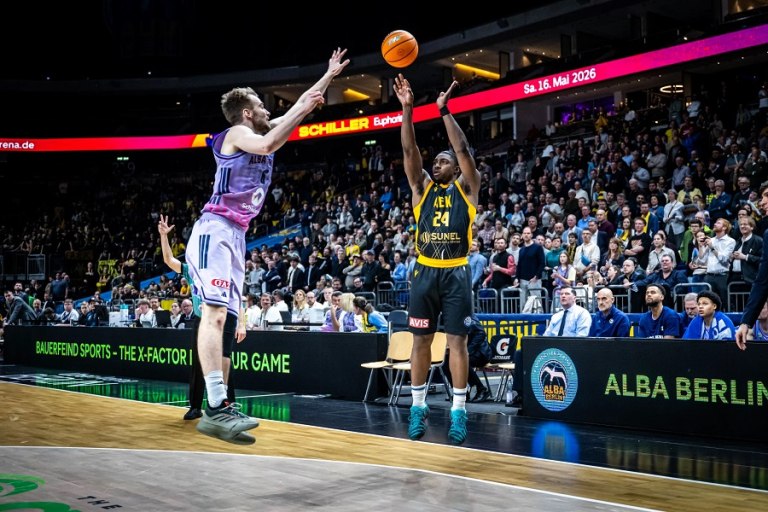 Άλμπα Βερολίνου  ΑΕΚ 88-93: Νίκησε στην παράταση και στους 8 θα έχει πλεονέκτημα έδρας